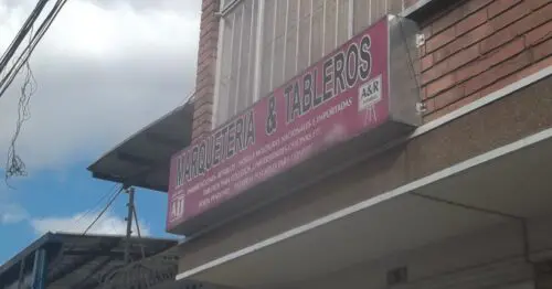 MARQUETERIA & TABLEROS AYR PIZARRAS